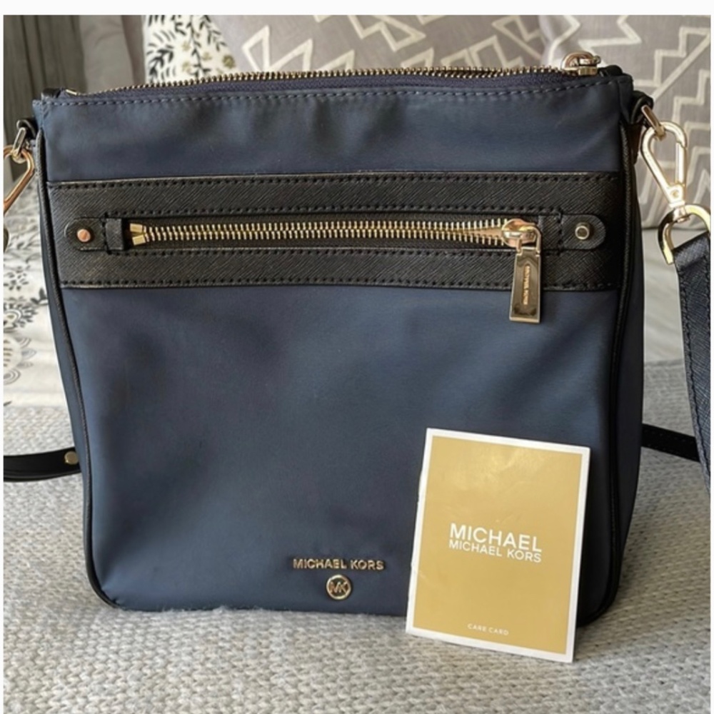 Michael Kors Messenger Crossbody Bag